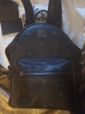 MCM BAG BK LEATHER STARK BACKPACK GUNMETAL PYRAMID STUDS BLING MED NWT UNISEX